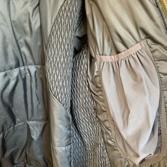 North Face jacket - Picture 8 of 9